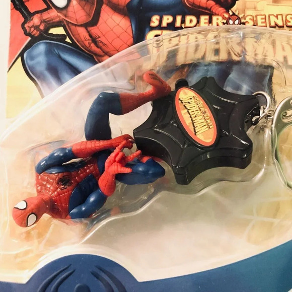 Spider Man Keychain with Web Climbing Action Spider Sense Spiderman - Picture 2 of 16